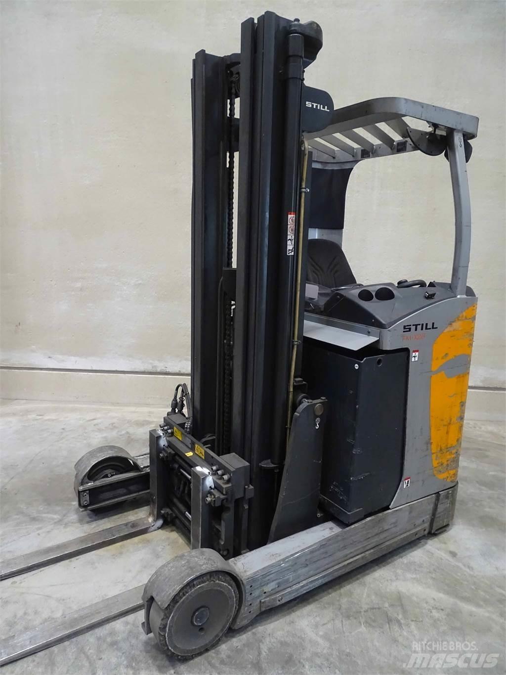 Still FM-X20 Reach trucks