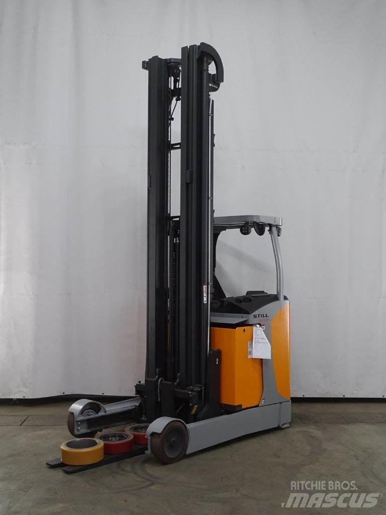 Still FM-X25 Reach trucks