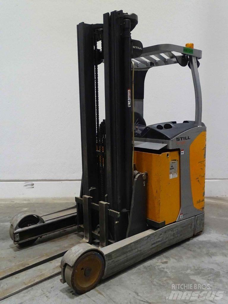 Still FM-X25 Reach trucks