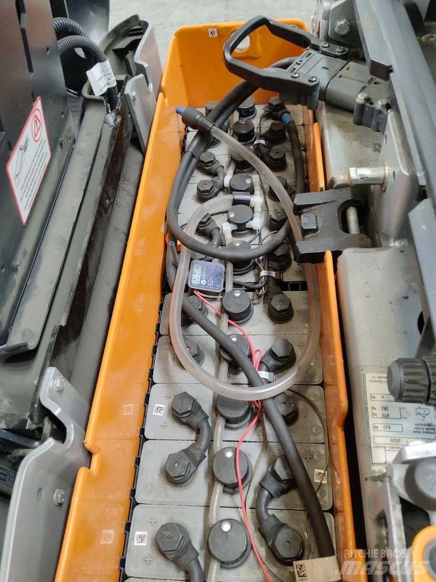 Still LTX50 Tow Trucks / Wreckers