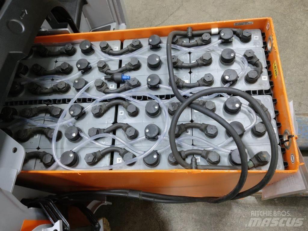 Still LTX70 Tow Trucks / Wreckers