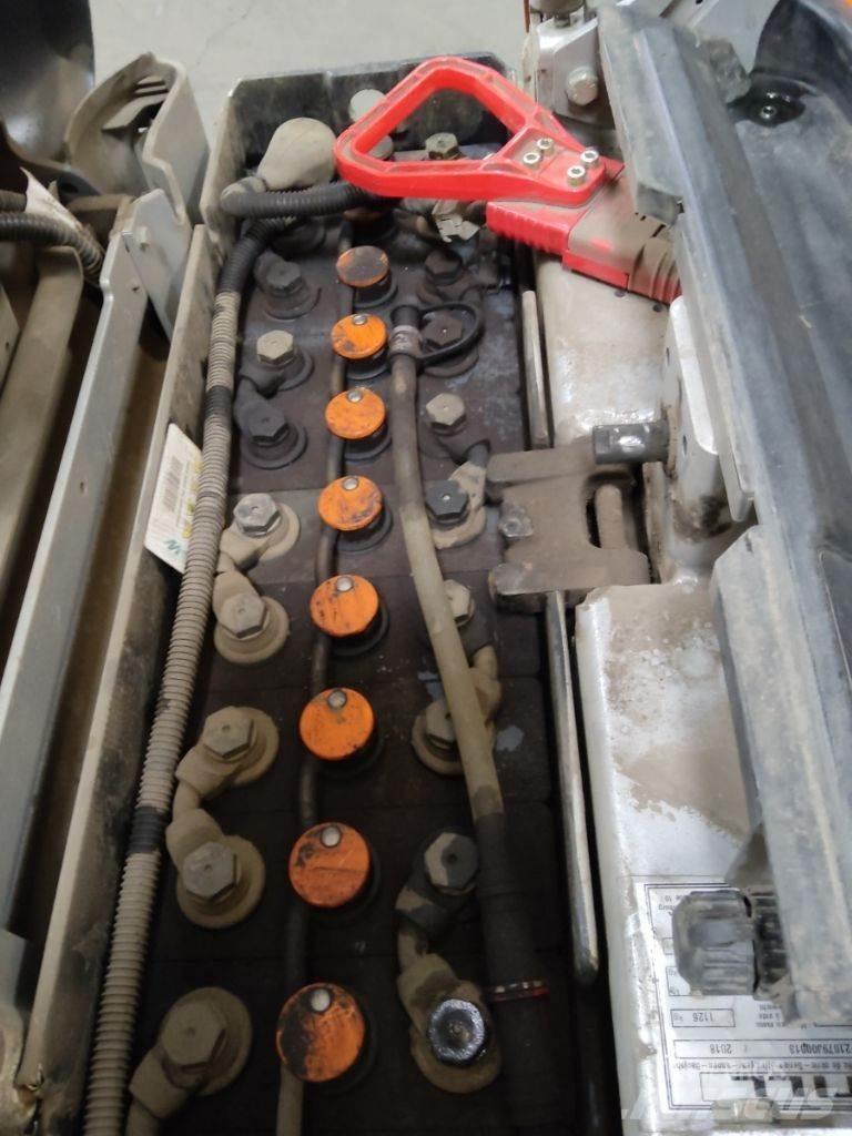 Still OPX-D20 Low lift order picker