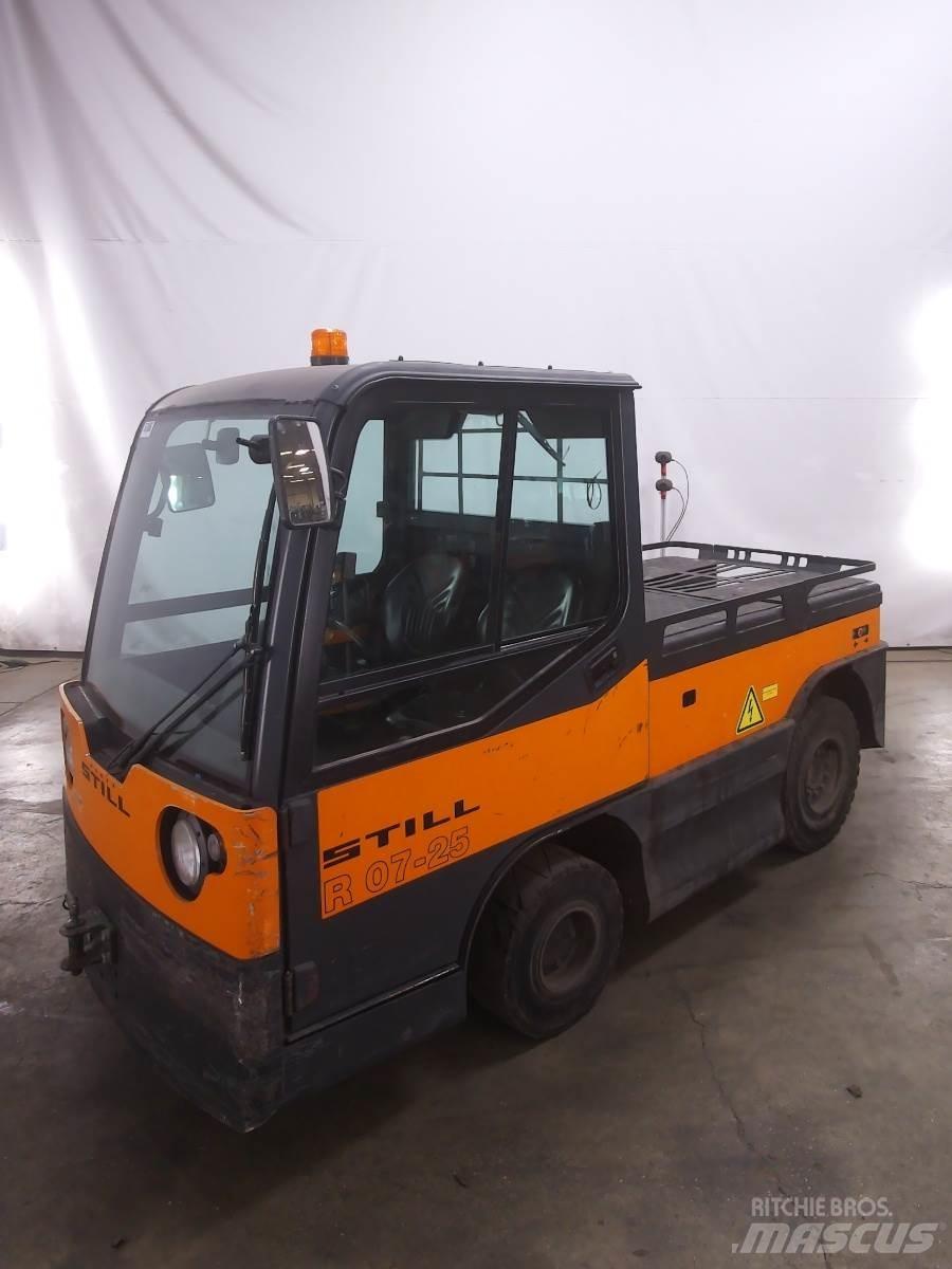 Still R07-25 Tow Trucks / Wreckers