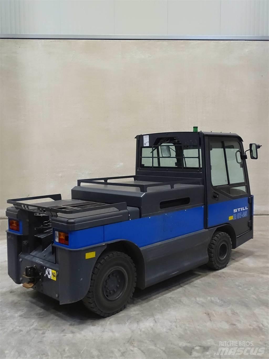 Still R07-25 Tow Trucks / Wreckers