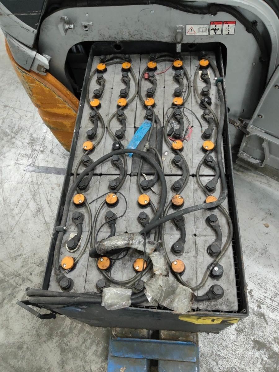 Still RX20-16 Electric Forklifts