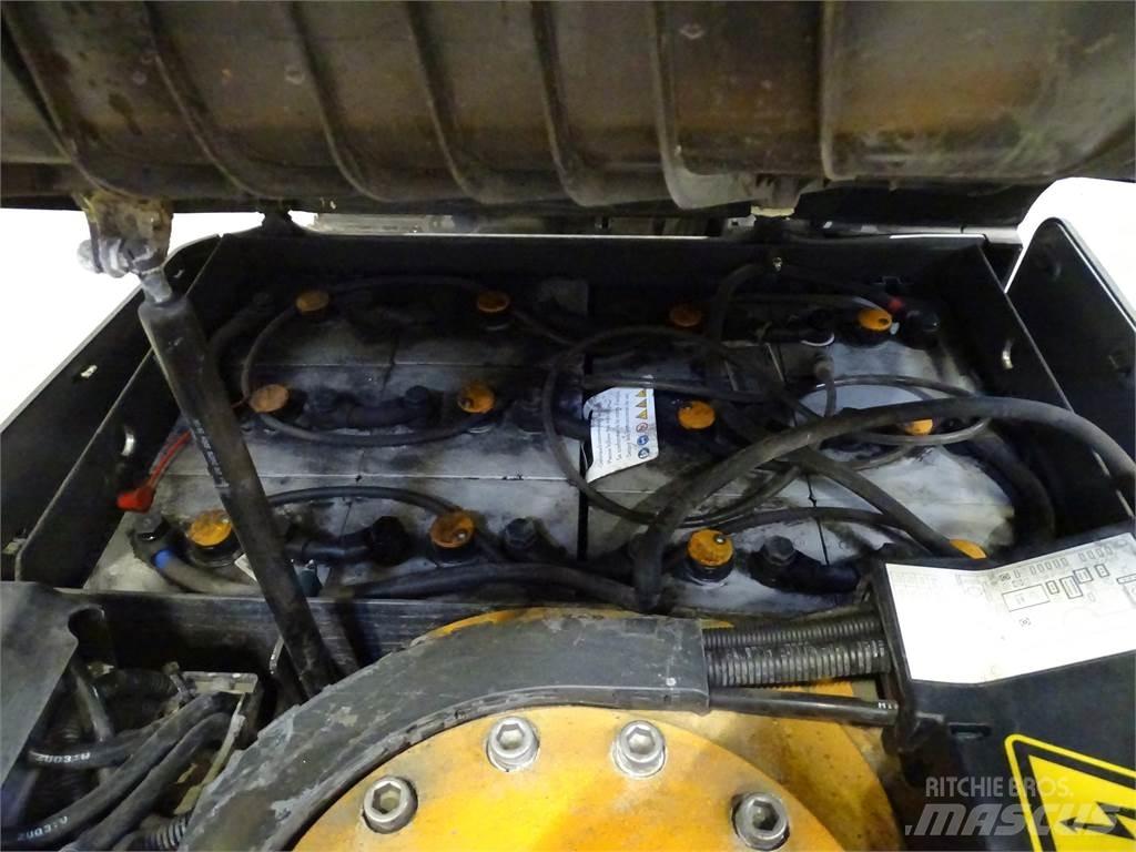 Still RX50-15 Electric Forklifts