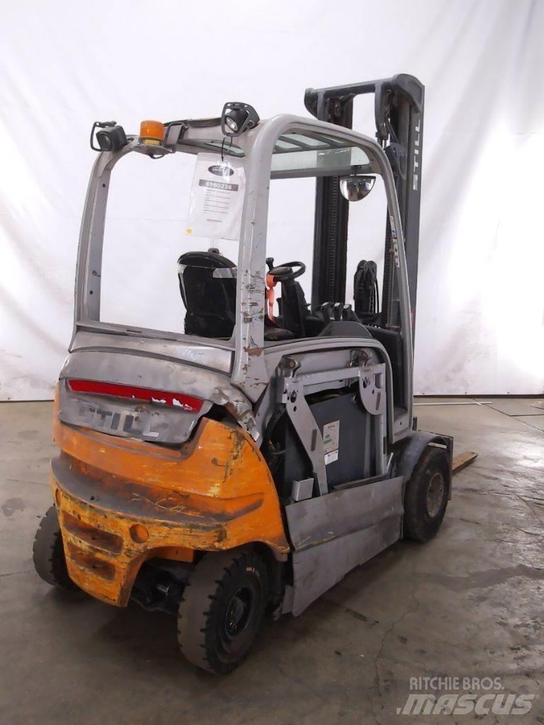 Still RX60-25 Electric Forklifts