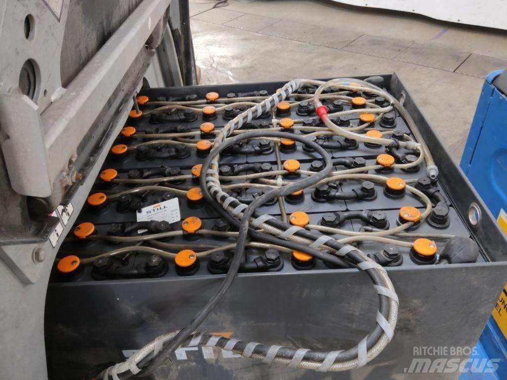 Still RX60-25 Electric Forklifts