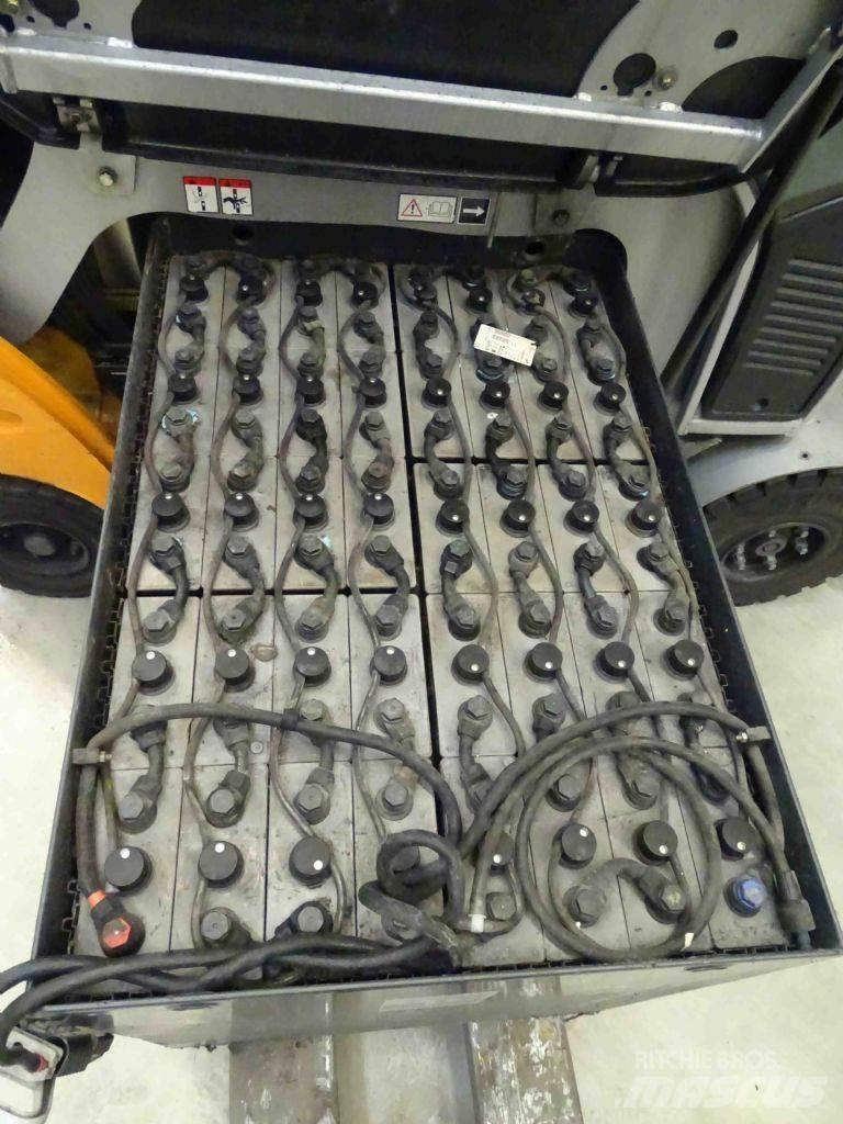Still RX60-25 Electric Forklifts