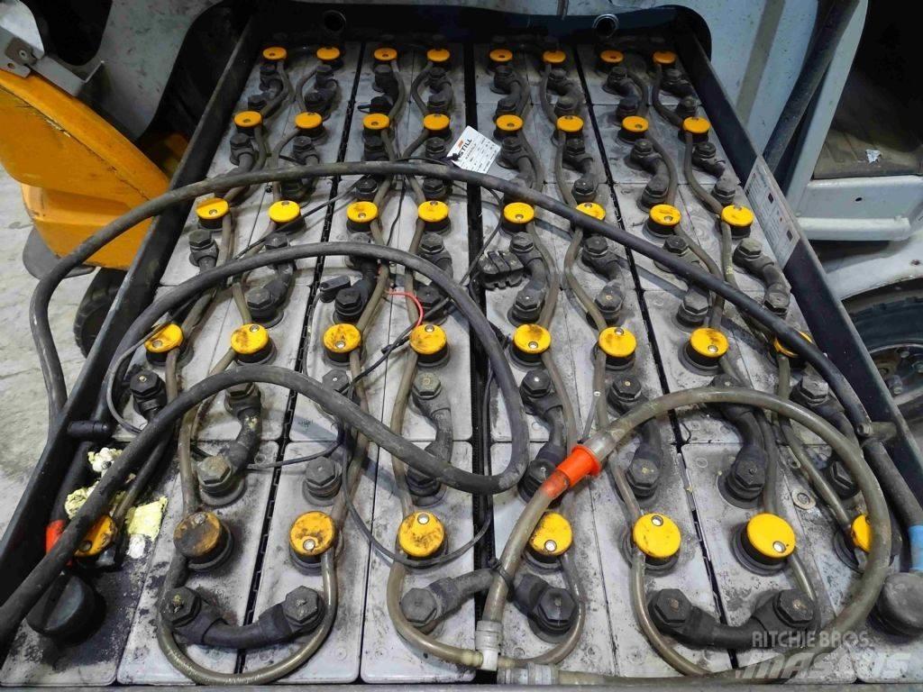 Still RX60-25 Electric Forklifts