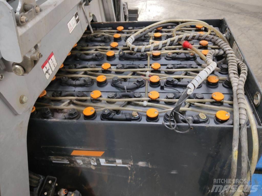 Still RX60-25 Electric Forklifts