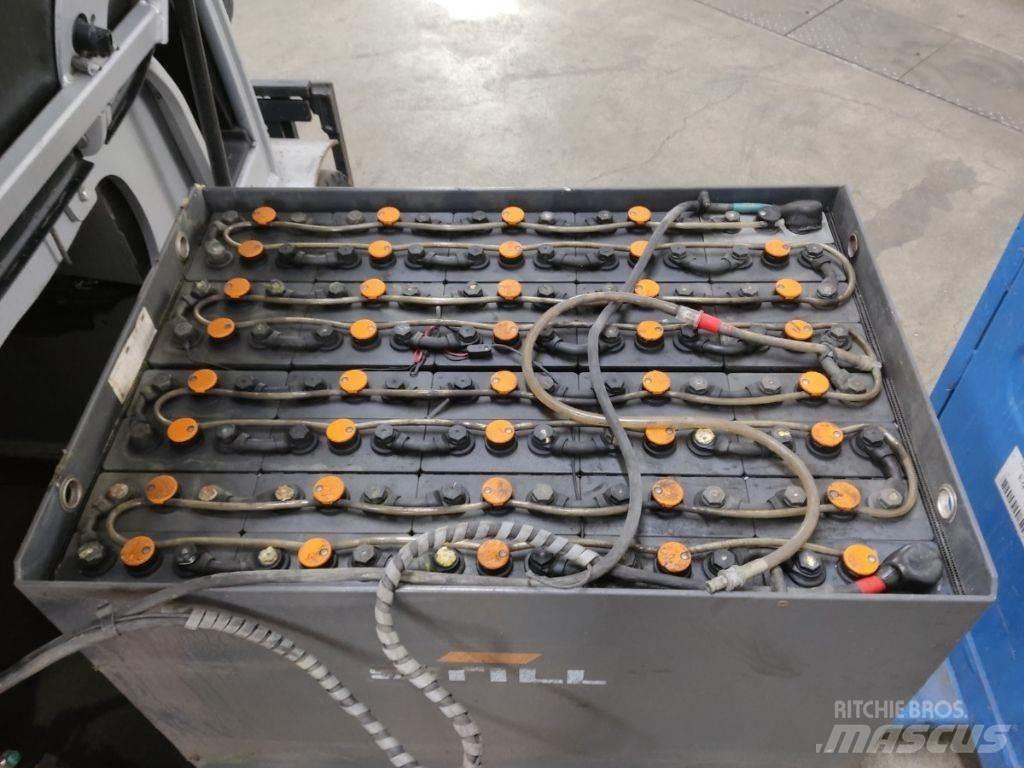 Still RX60-25 Electric Forklifts