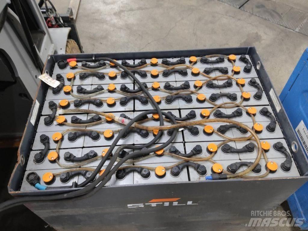 Still RX60-25 Electric Forklifts