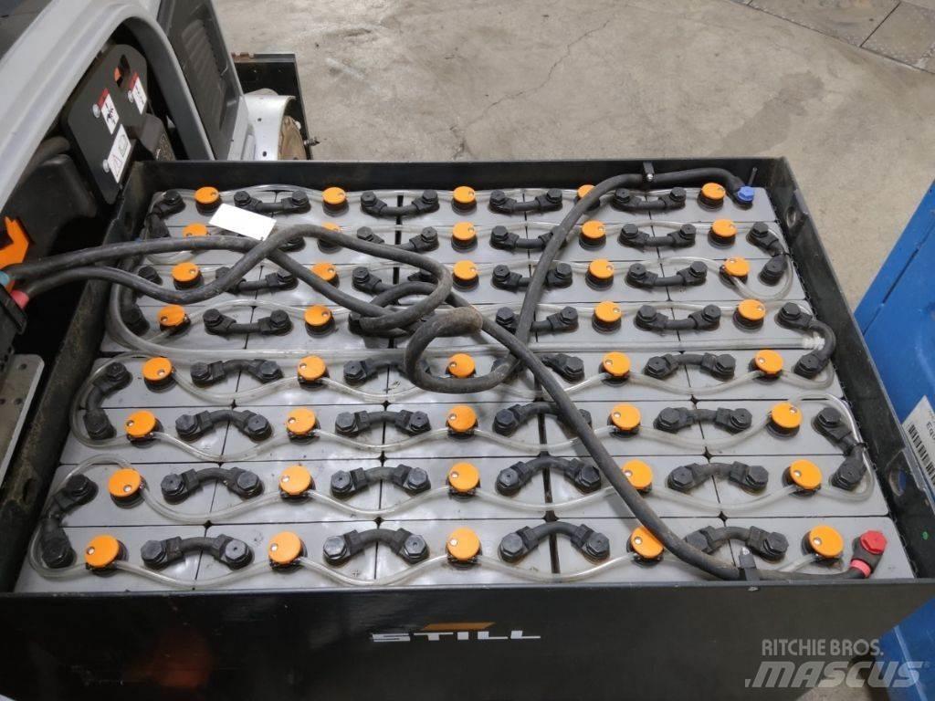 Still RX60-25 Electric Forklifts