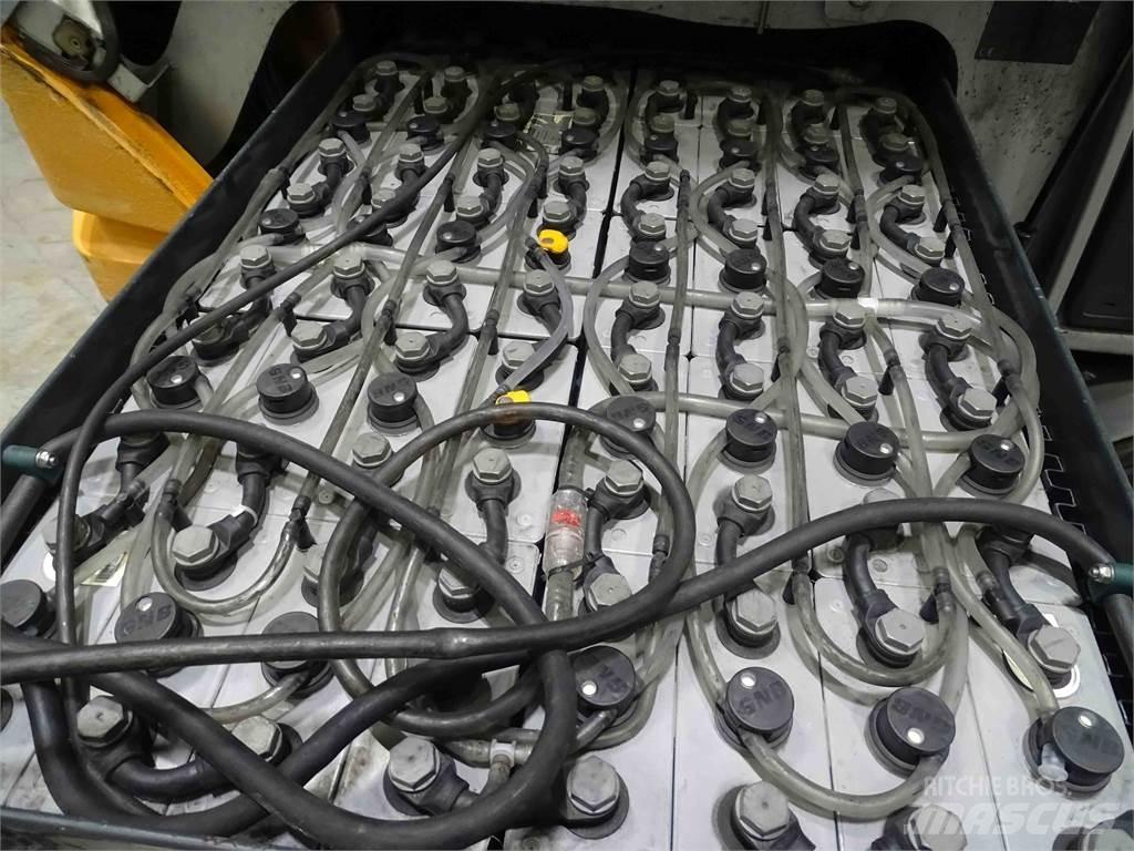 Still RX60-25 Electric Forklifts
