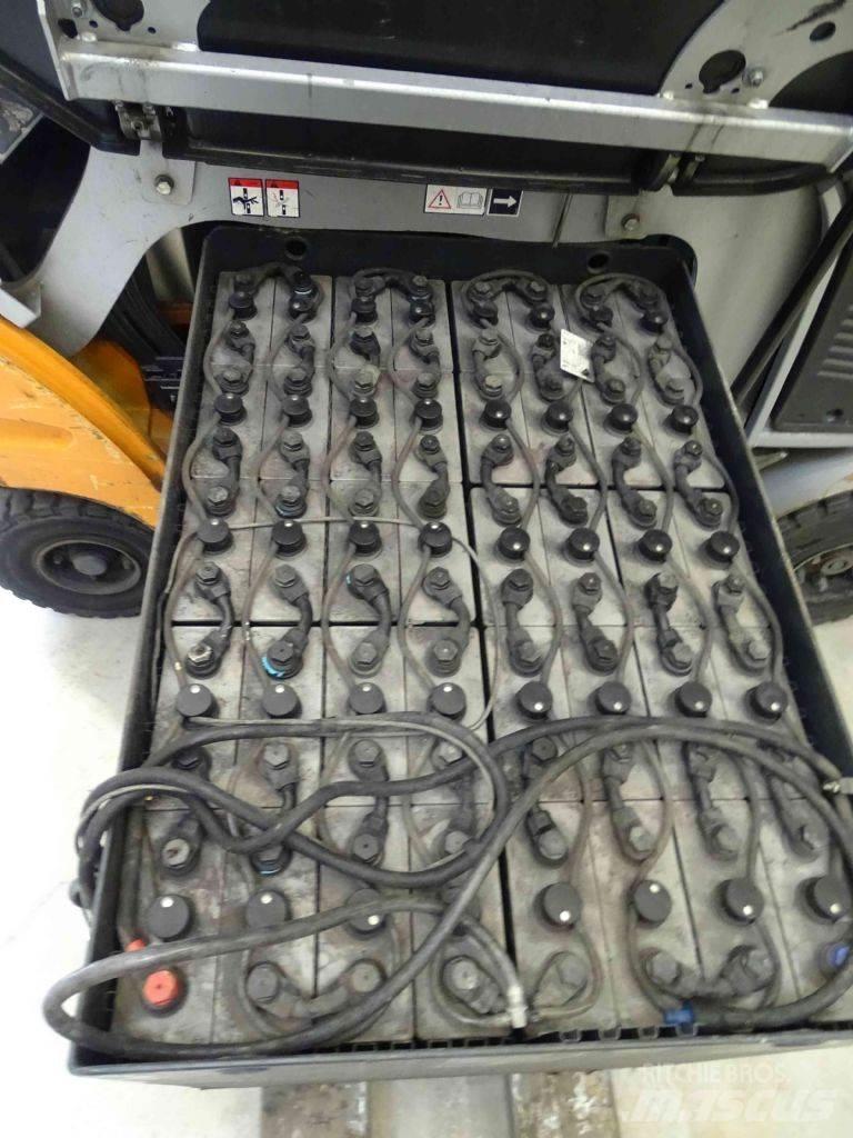 Still RX60-25/600 Electric Forklifts
