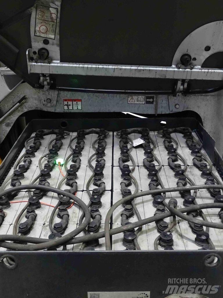 Still RX60-25L Electric Forklifts