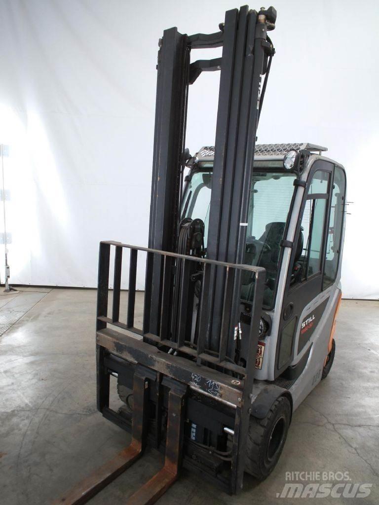 Still RX60-30 Electric Forklifts