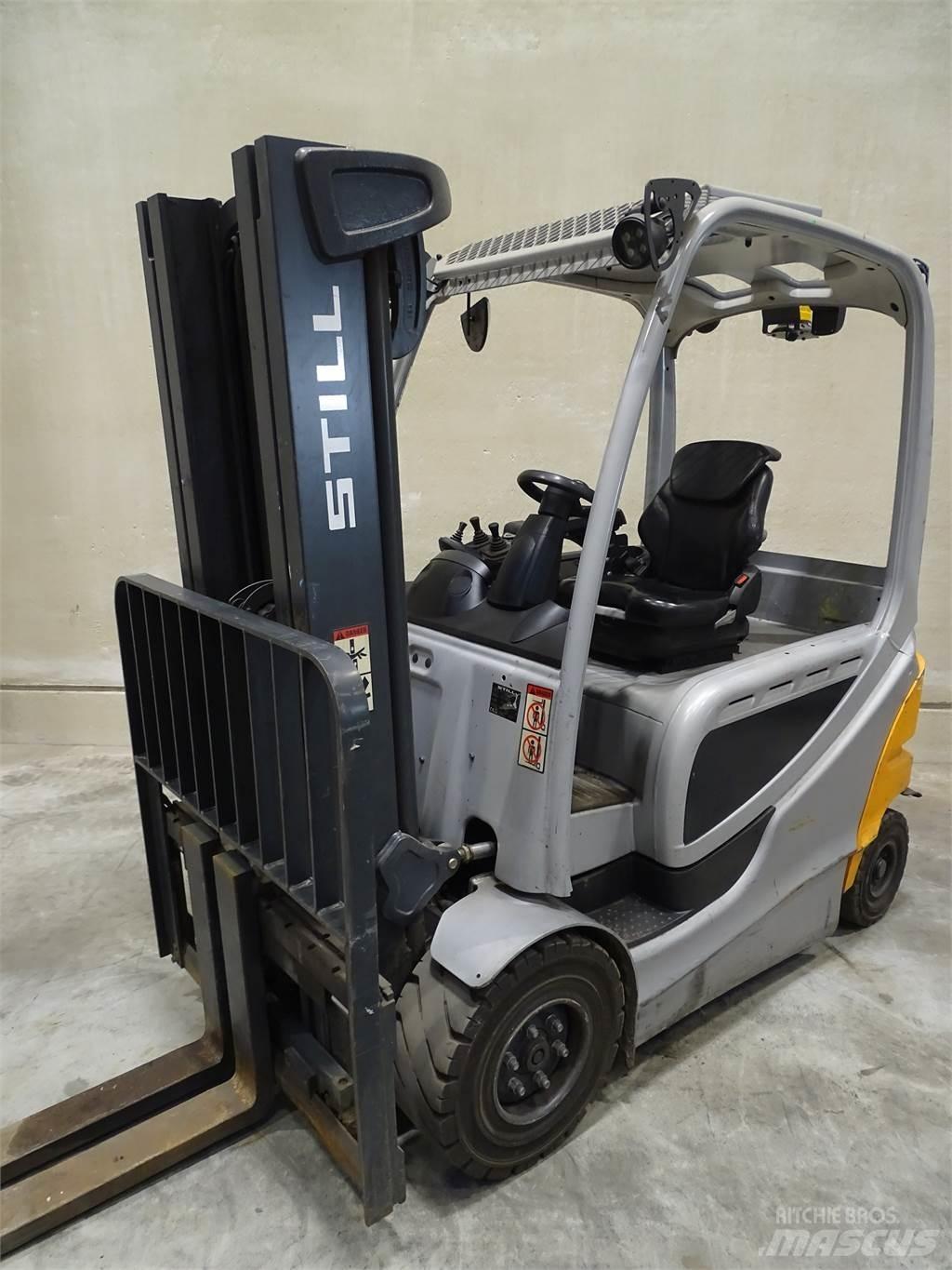 Still RX60-30 Electric Forklifts
