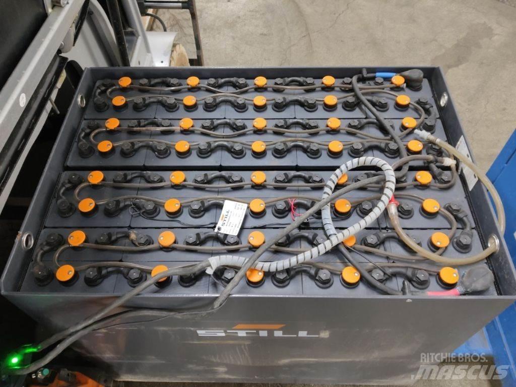 Still RX60-30 Electric Forklifts
