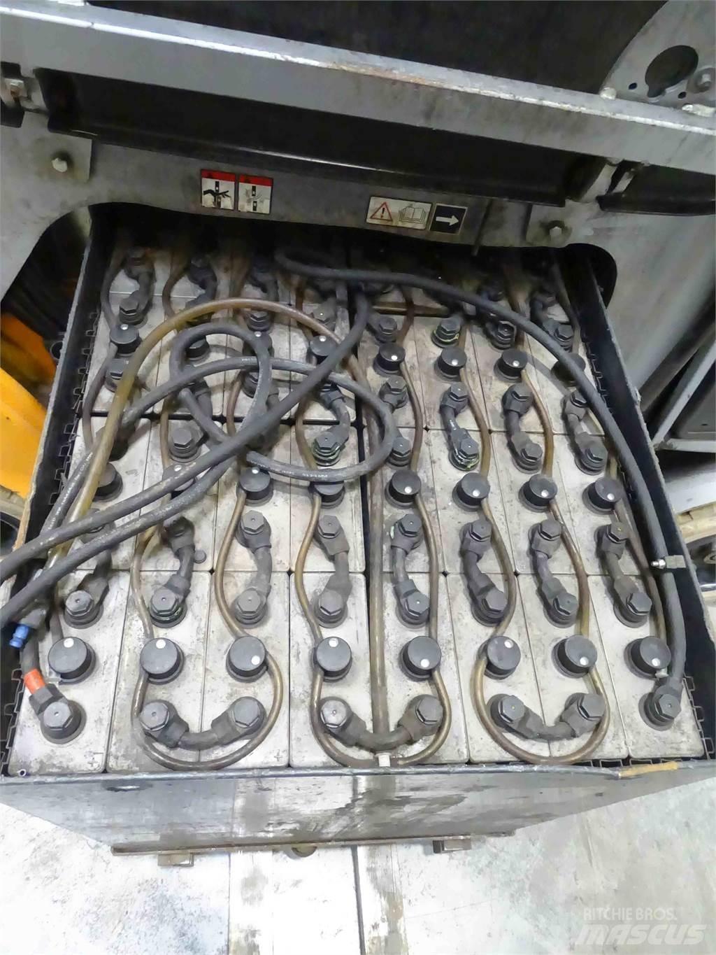 Still RX60-30 Electric Forklifts