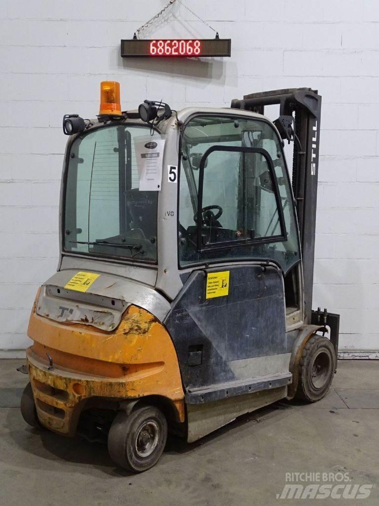 Still RX60-35 Electric Forklifts