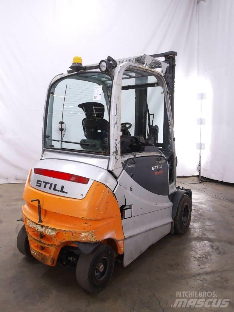 Still RX60-35 Electric Forklifts