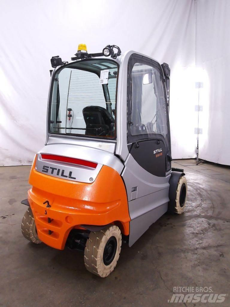Still RX60-35 Electric Forklifts