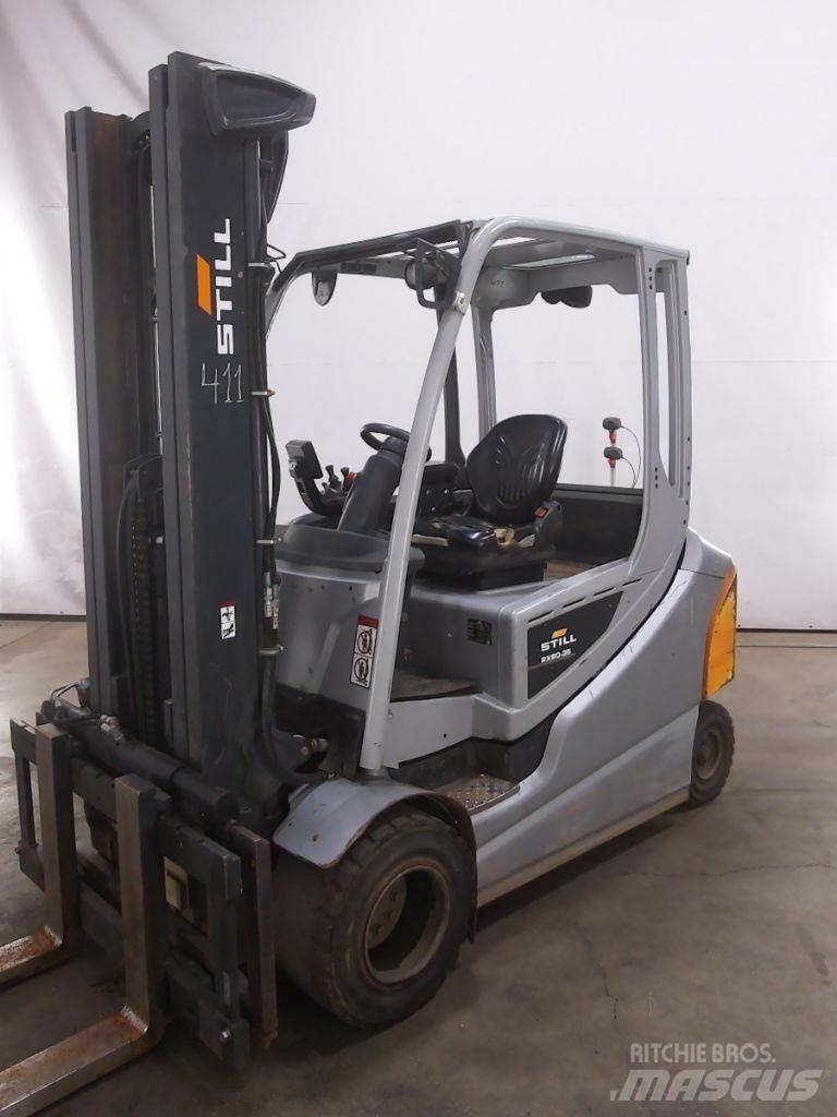 Still RX60-35 Electric Forklifts
