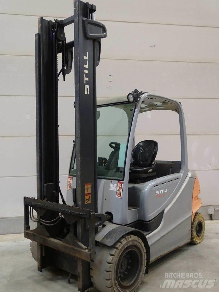 Still RX60-40 Electric Forklifts