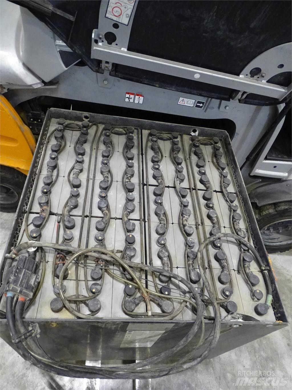 Still RX60-50 Electric Forklifts