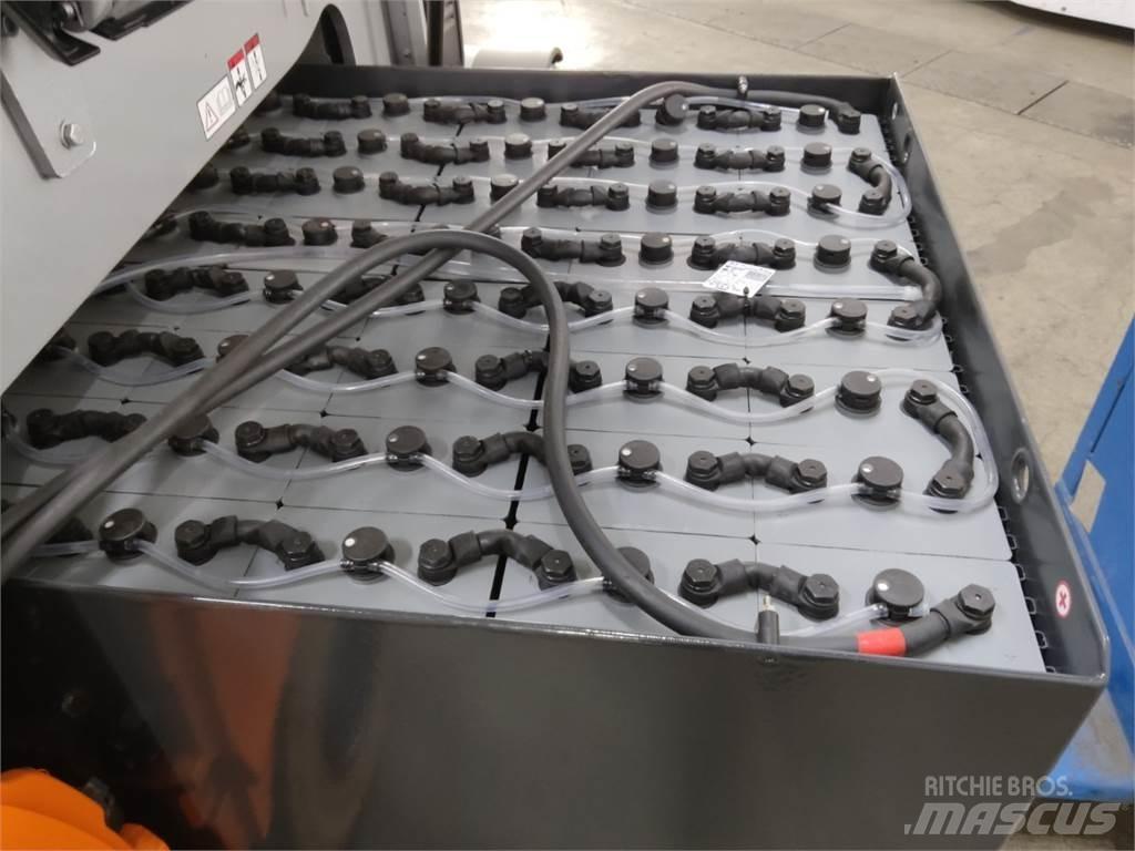 Still RX60-50 Electric Forklifts