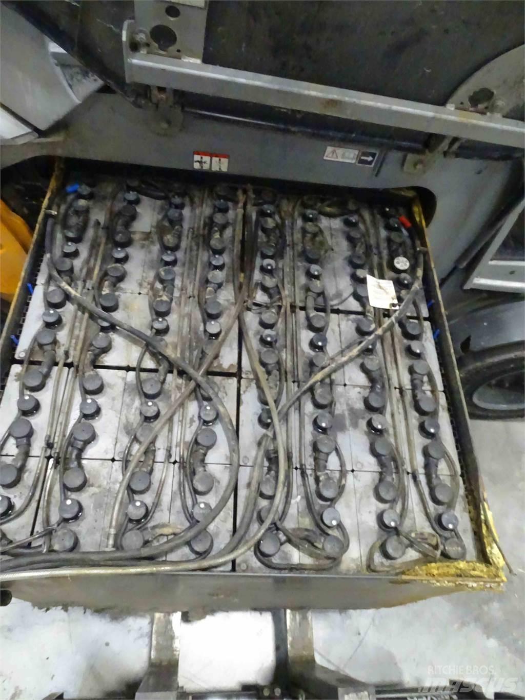 Still RX60-50/600 Electric Forklifts