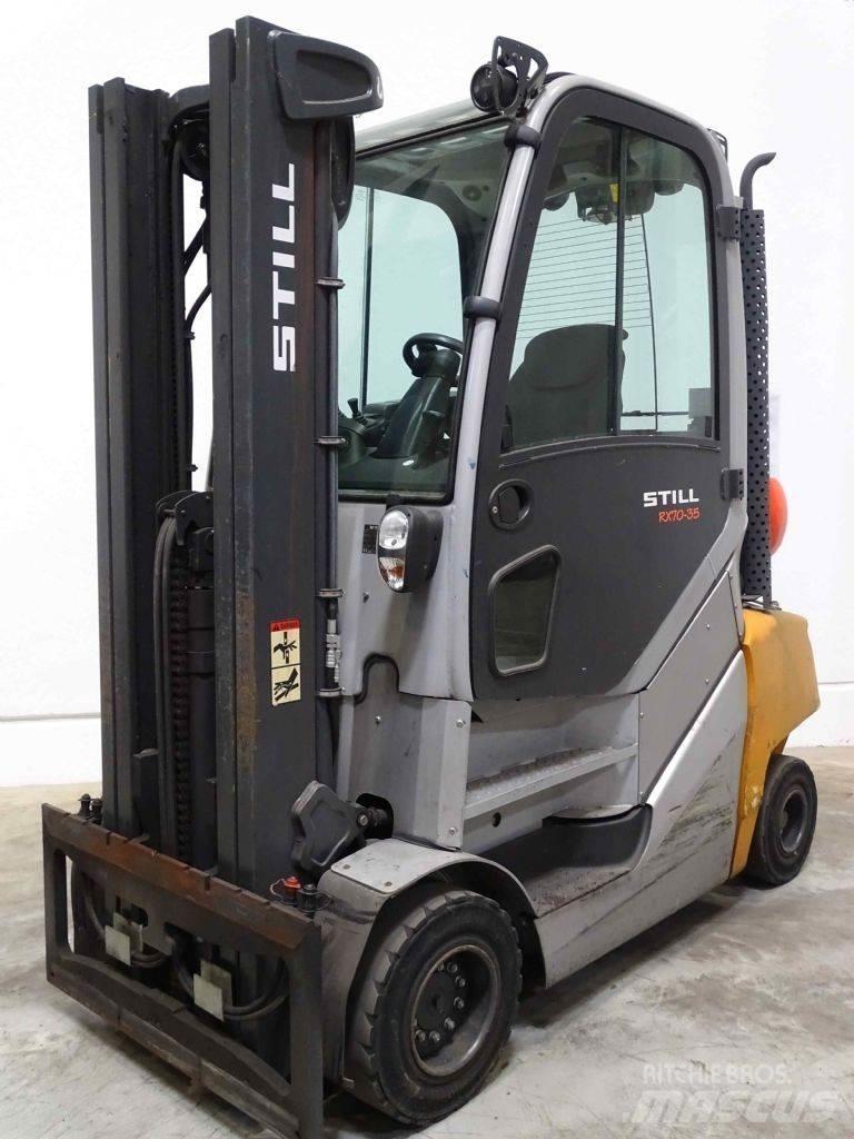 Still RX70-35T LPG trucks