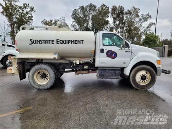 Ford F750 Water Tankers