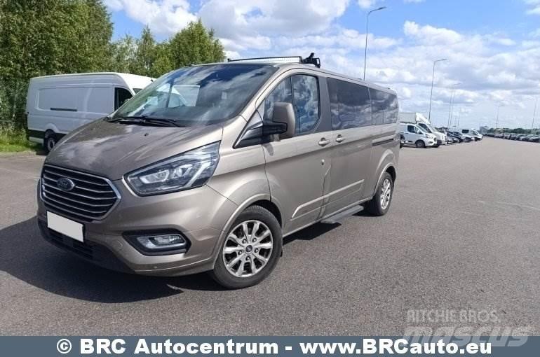 Ford Tourneo Custom Mini buses