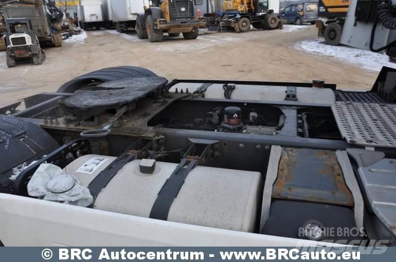 Renault T Conventional Trucks / Tractor Trucks