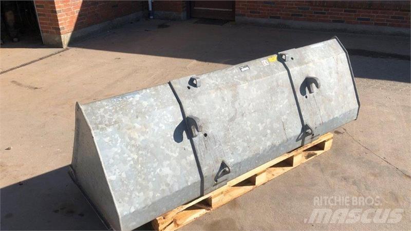 Fliegl  Front Loaders
