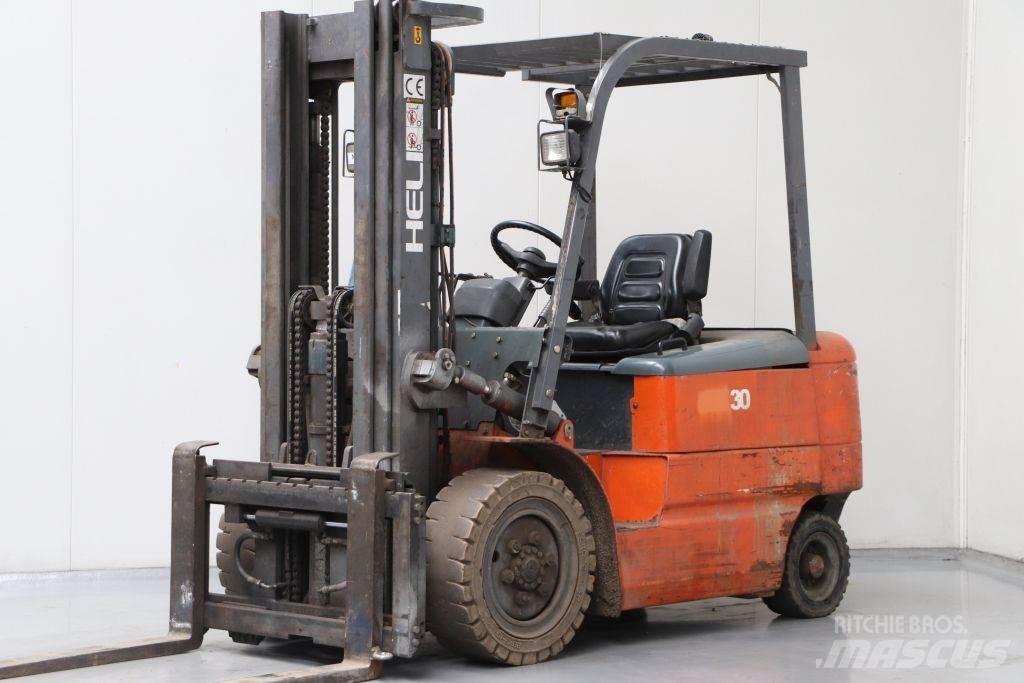 Heli CPD30B Electric Forklifts