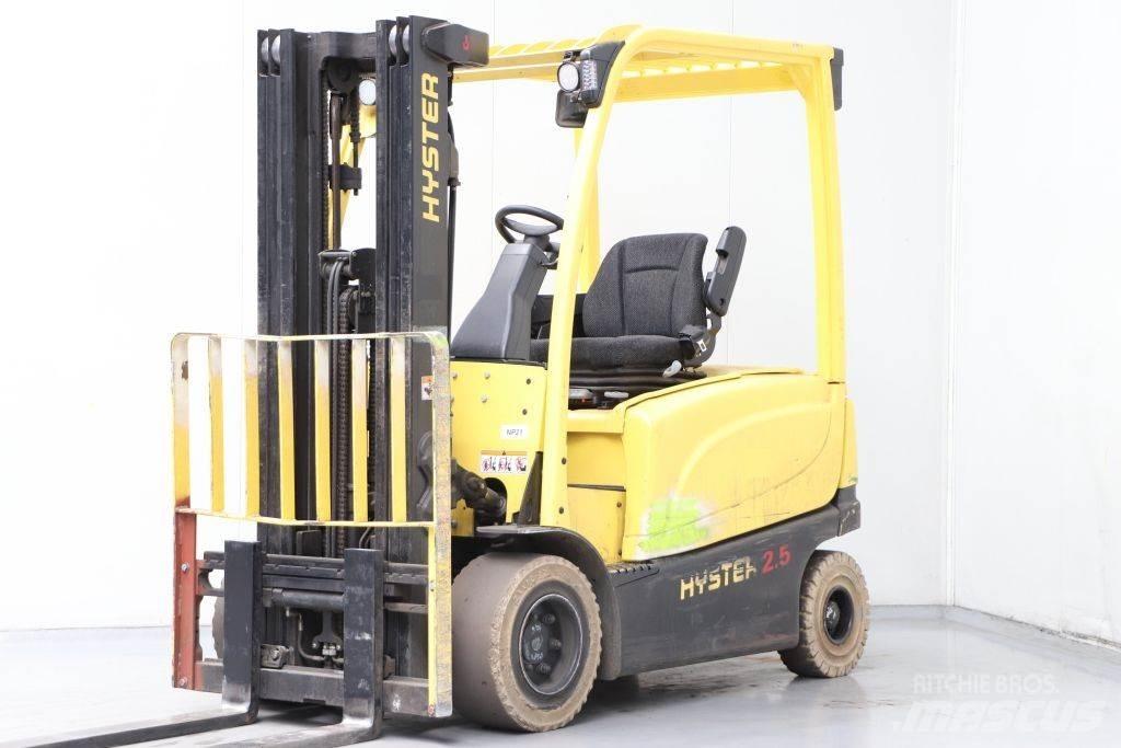 Hyster J2.5XN Electric Forklifts
