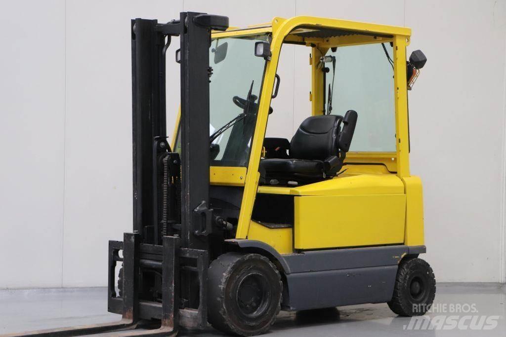 Hyster J3.00XM Electric Forklifts
