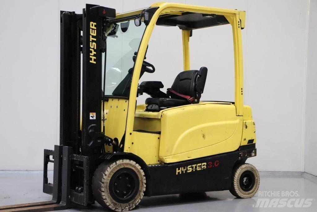 Hyster J3.0XN Electric Forklifts
