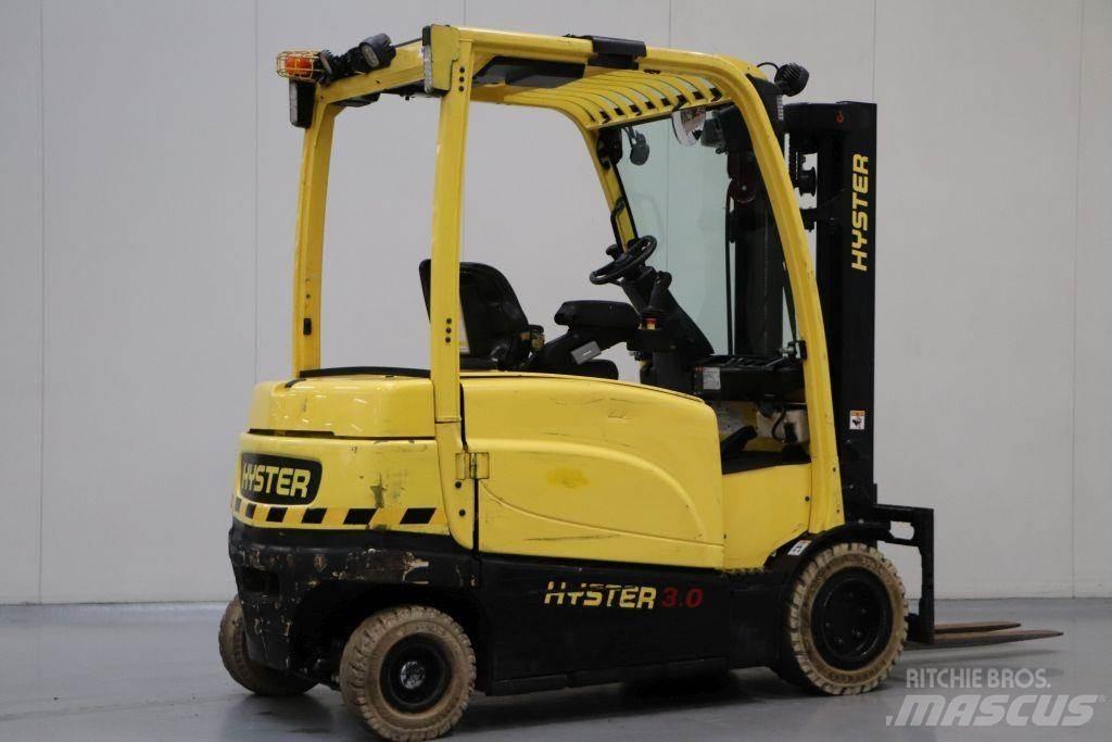 Hyster J3.0XN Electric Forklifts