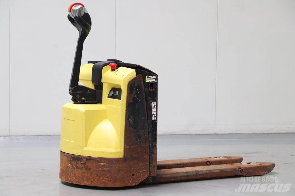 Hyster P1.8 Low lifter