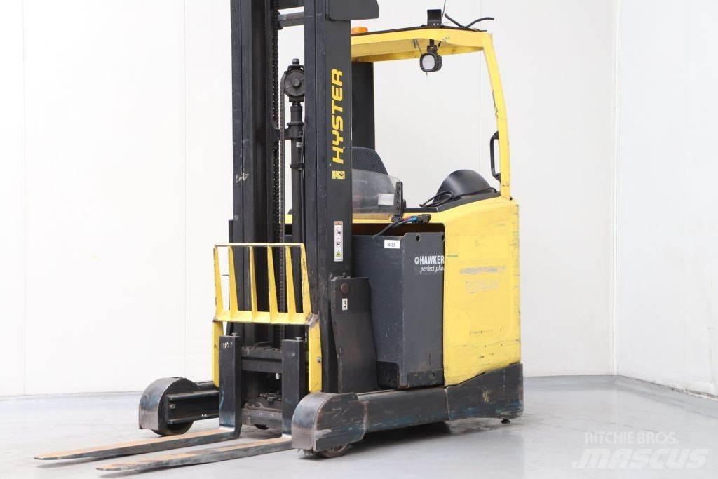 Hyster R1.4 Reach trucks