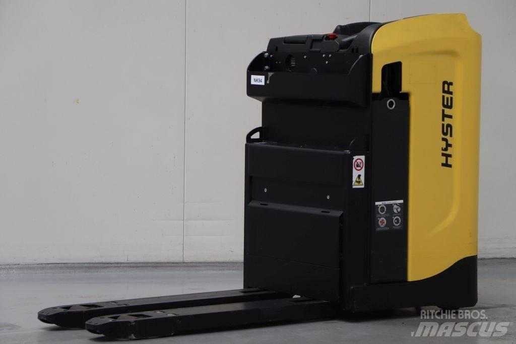 Hyster RP2.0N Self Propelled Stackers