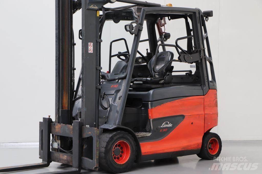 Linde E30HL-01/600 Electric Forklifts