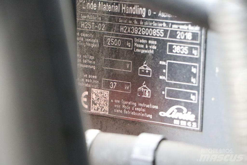 Linde H25T-02 LPG trucks