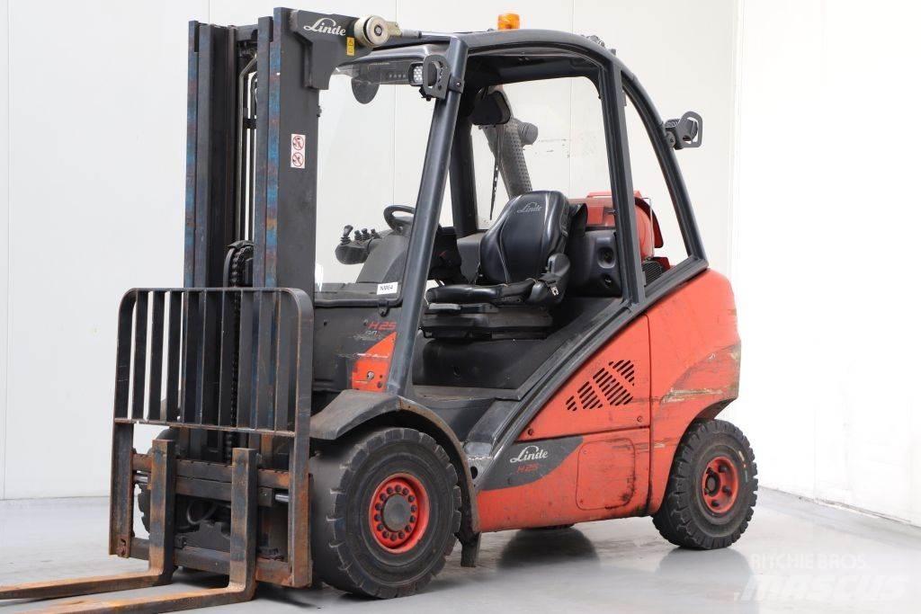 Linde H25T-02/600 LPG trucks
