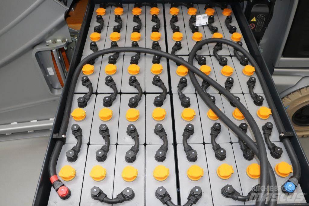 Still RX60-25 Electric Forklifts